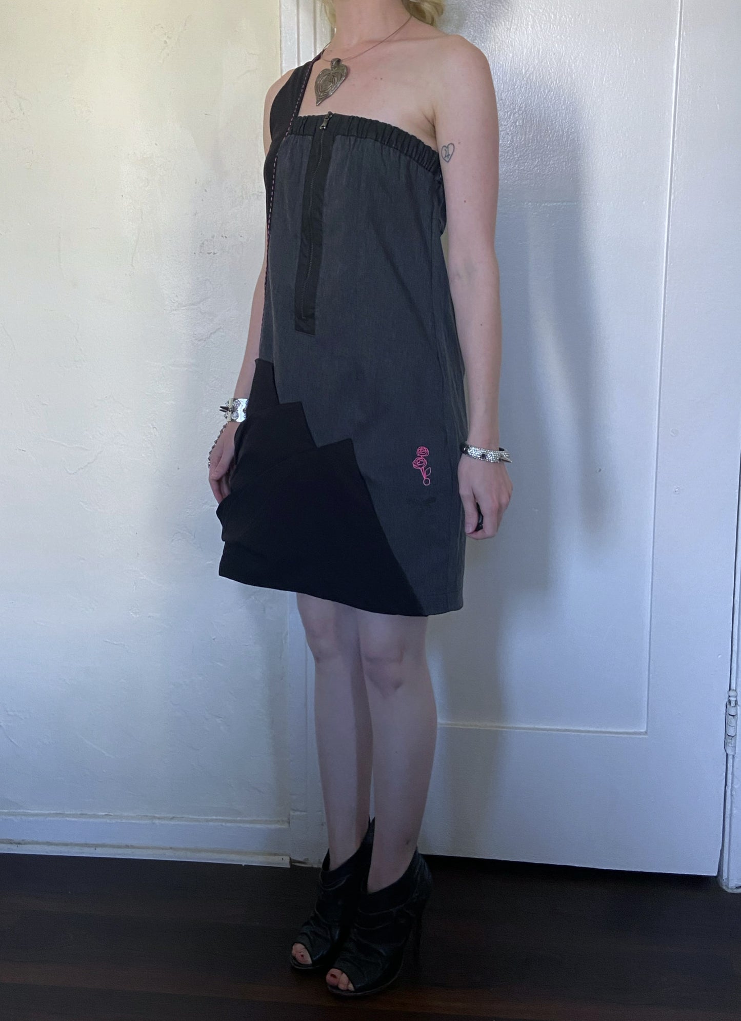 La mode est a vous one shoulder tech dress